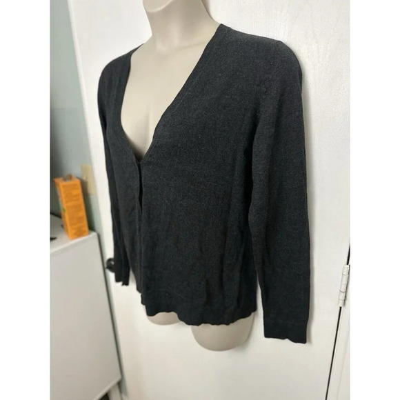 XXL Gray Womens Button Cardigan NWT New York & Co #1163 - Picture 3 of 8